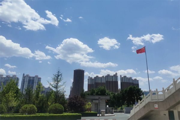 天津充氣膜結(jié)構(gòu)助力企業(yè)攻克環(huán)保難題，多一座氣膜，多一片藍(lán)天